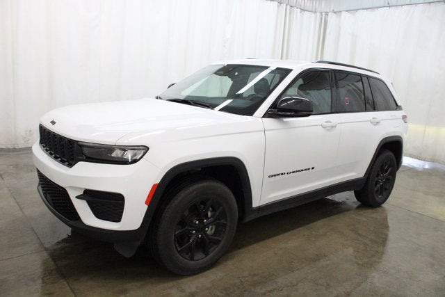 2024 Jeep Grand Cherokee Altitude