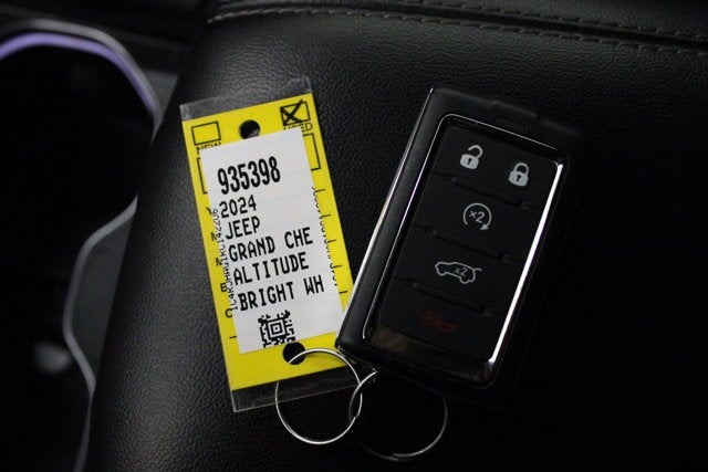2024 Jeep Grand Cherokee Altitude