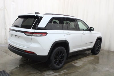 2024 Jeep Grand Cherokee Altitude
