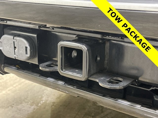 2023 Jeep Wagoneer L Base