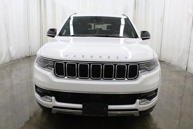2023 Jeep Wagoneer L Base