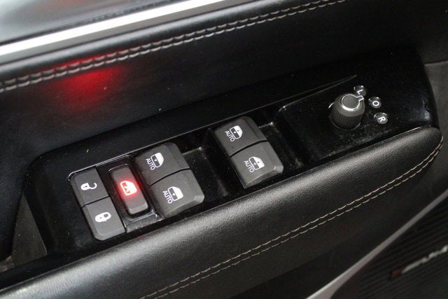 2024 Jeep Wagoneer Base