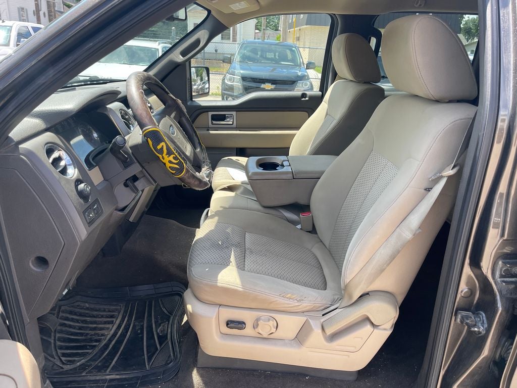 2009 Ford F-150 Base