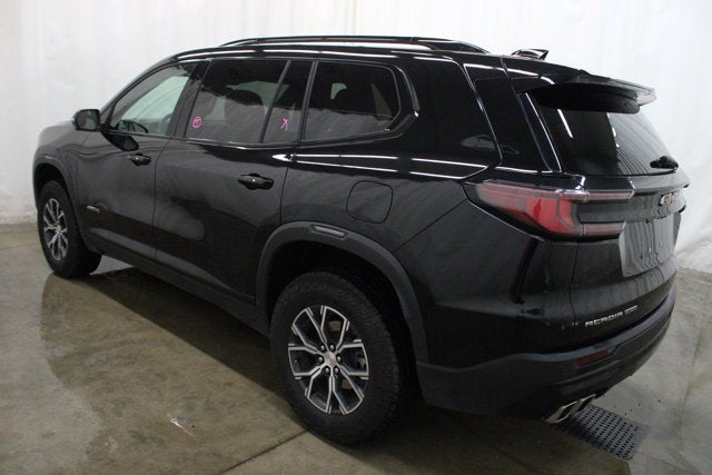 2024 GMC Acadia AT4