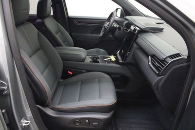 2025 GMC Acadia AT4