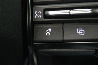 2025 GMC Acadia AT4