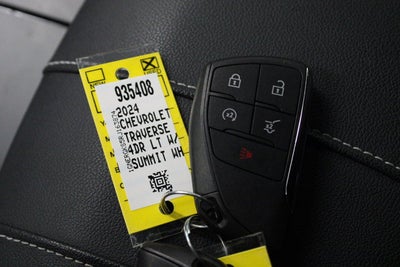 2024 Chevrolet Traverse LT