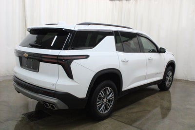 2024 Chevrolet Traverse LT
