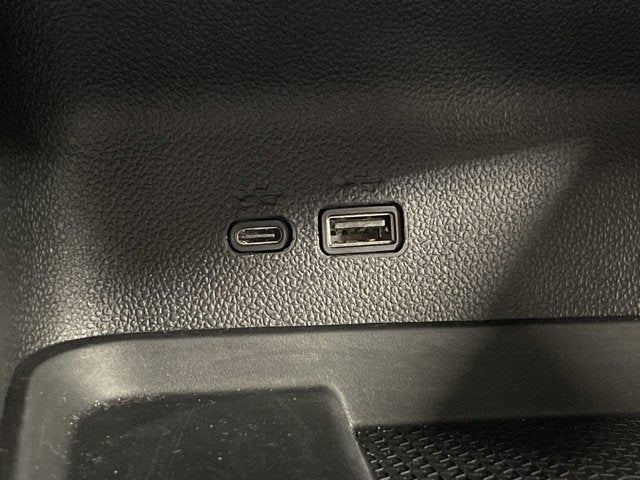 2025 Chevrolet Traverse 2LT