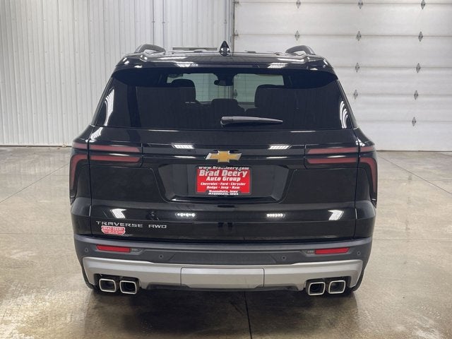 2025 Chevrolet Traverse 2LT