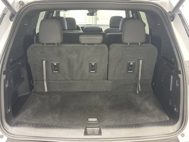 2025 Chevrolet Traverse 2LT