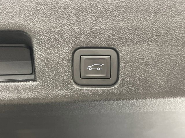 2025 Chevrolet Traverse 2LT