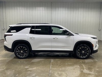 2025 Chevrolet Traverse 2LT