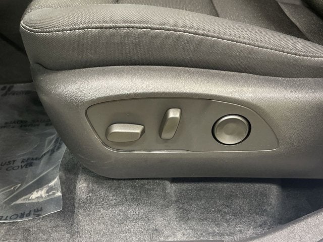 2025 Chevrolet Traverse 2LT