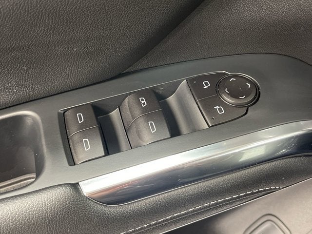 2025 Chevrolet Traverse 2LT