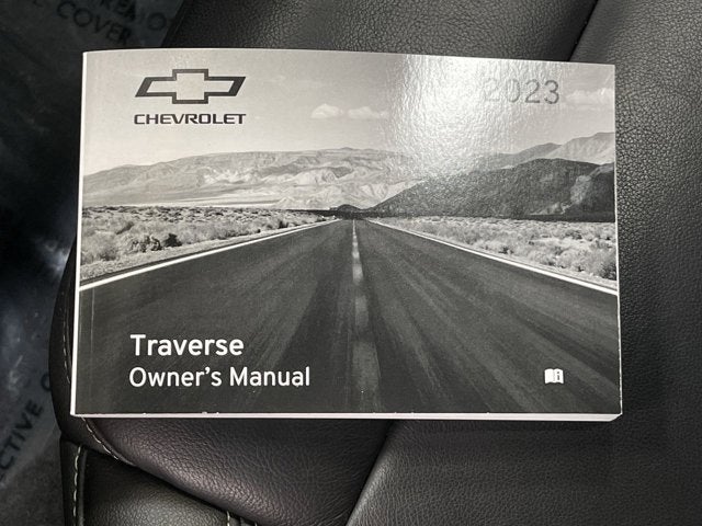 2023 Chevrolet Traverse LT