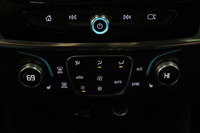 2023 Chevrolet Traverse LT