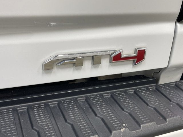 2022 GMC Sierra 2500HD AT4