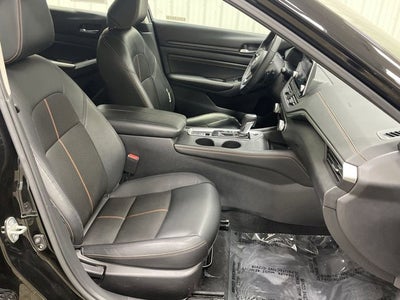 2020 Nissan Altima SR