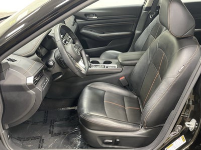 2020 Nissan Altima SR