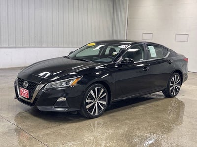 2020 Nissan Altima SR