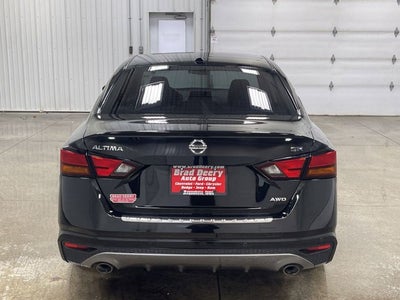 2020 Nissan Altima SR