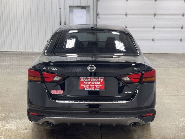 2020 Nissan Altima SR