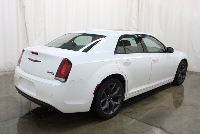2023 Chrysler 300 S