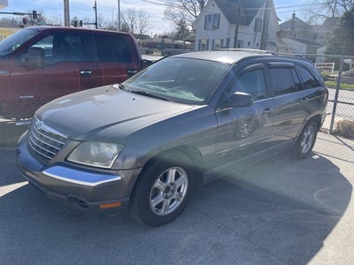 2004 Chrysler Pacifica Base