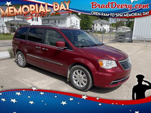 2016 Chrysler Town & Country Touring