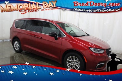 2025 Chrysler Pacifica Select