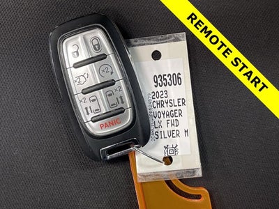 2023 Chrysler Voyager LX