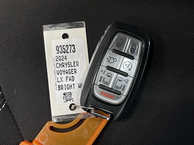 2024 Chrysler Voyager LX
