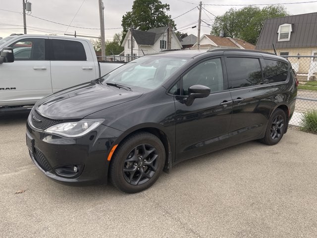 2020 Chrysler Pacifica Touring L Plus