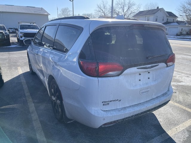 2018 Chrysler Pacifica Touring L Plus