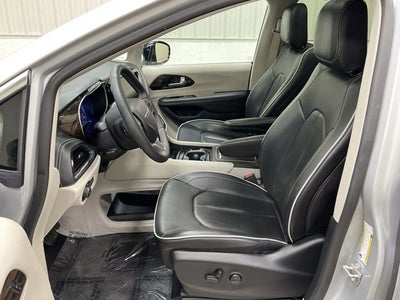 2024 Chrysler Pacifica Limited