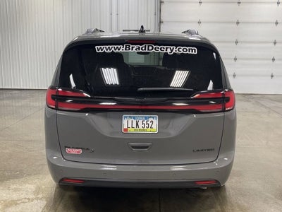 2025 Chrysler Pacifica Limited