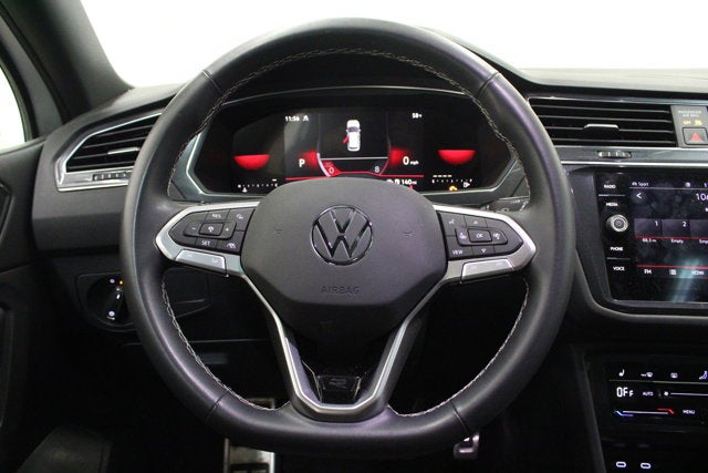 2023 Volkswagen Tiguan SE R-Line Black