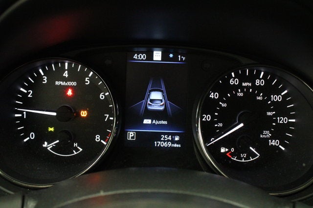 2022 Nissan Rogue Sport SL