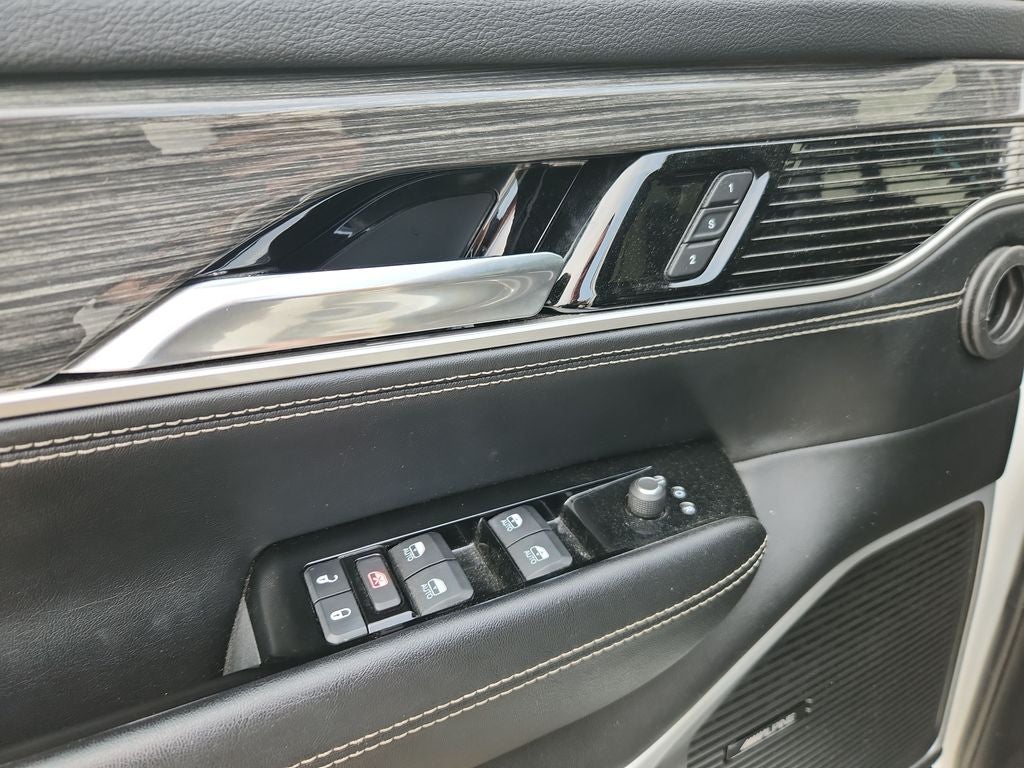 2022 Jeep Wagoneer Series II