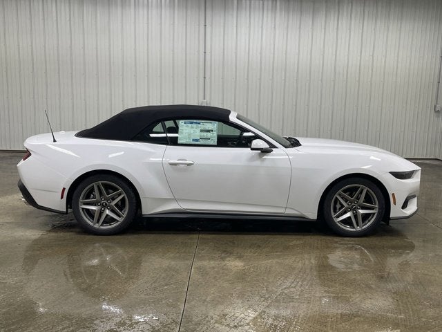 2026 Ford Mustang PREMIUM