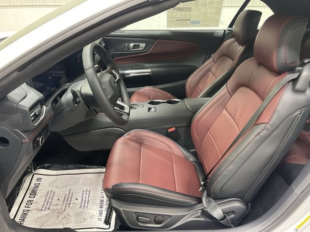 2026 Ford Mustang PREMIUM