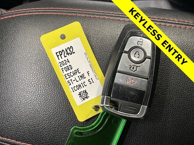 2024 Ford Escape ST-LINE