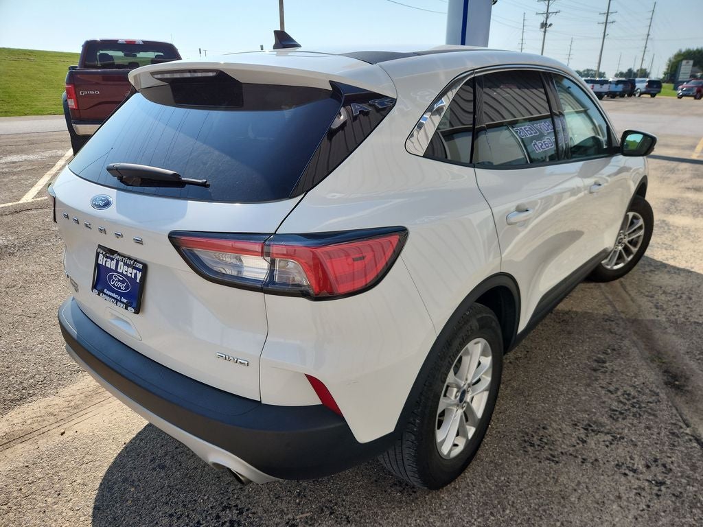 2021 Ford Escape SE