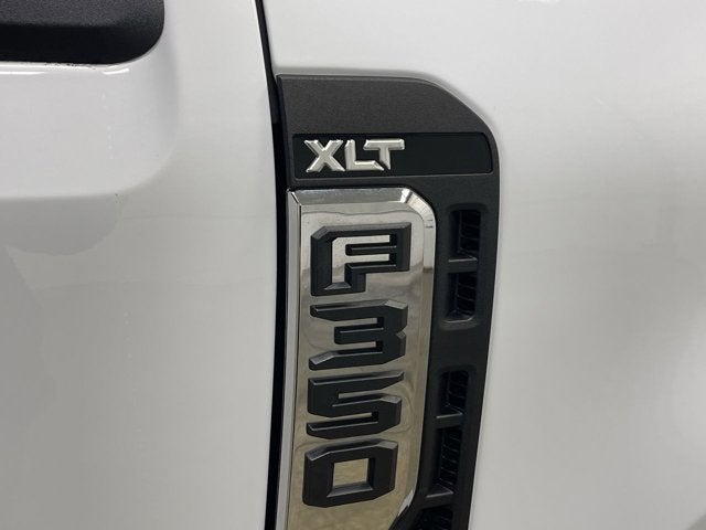 2023 Ford Super Duty F-350 SRW XLT