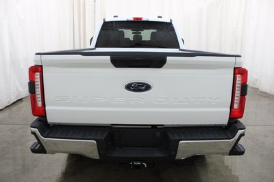 2023 Ford Super Duty F-350 SRW XLT