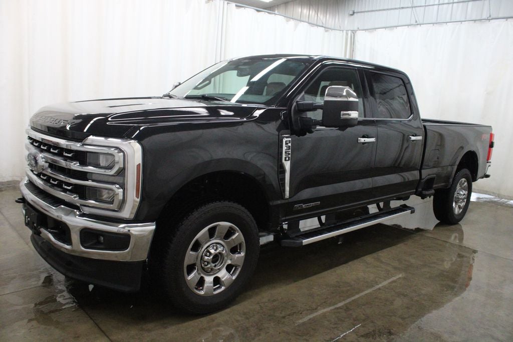 2025 Ford F-350SD Lariat
