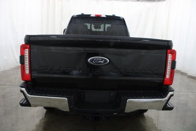 2025 Ford F-350SD Lariat