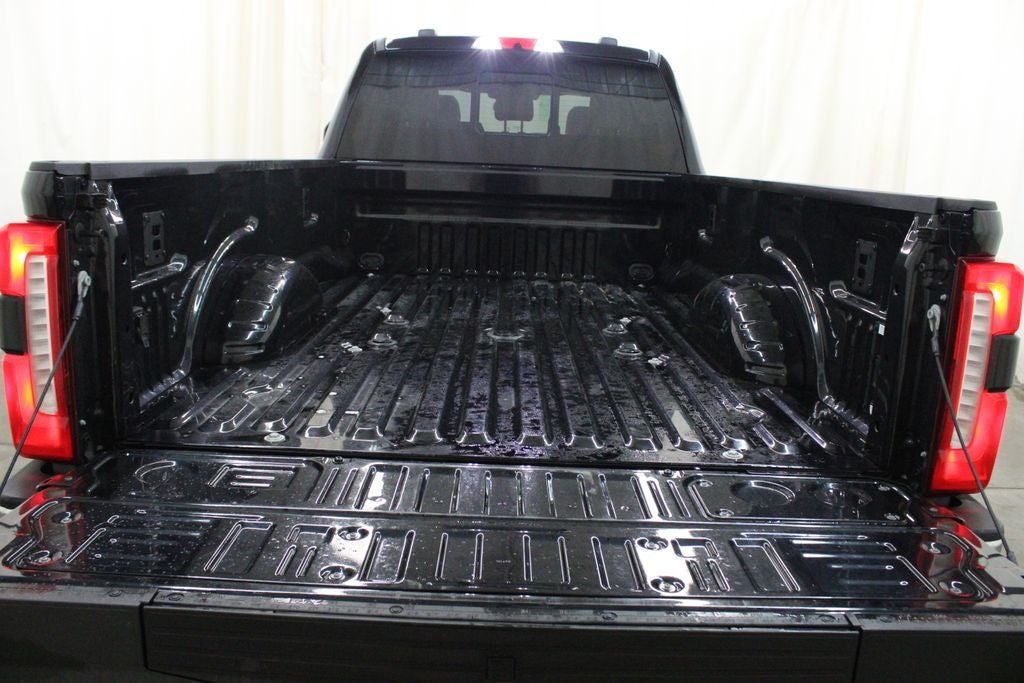 2025 Ford F-350SD Lariat