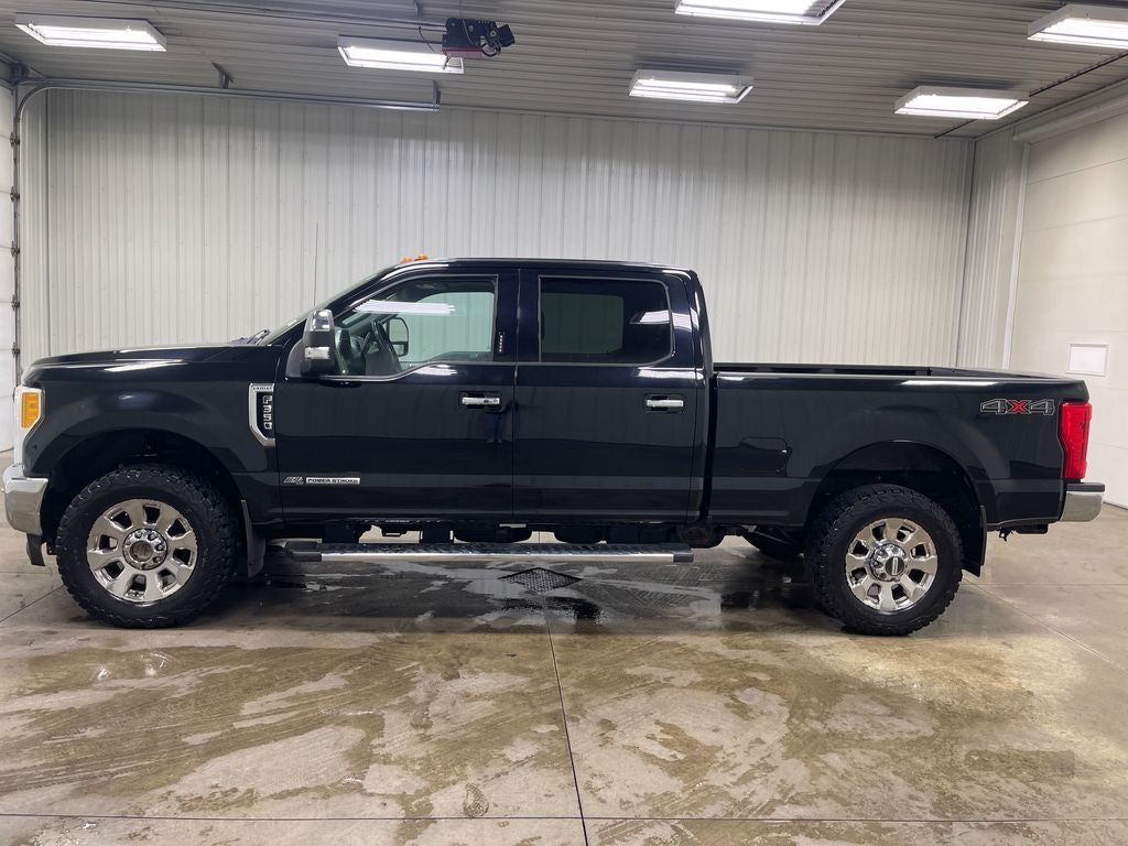2017 Ford F-350SD Lariat
